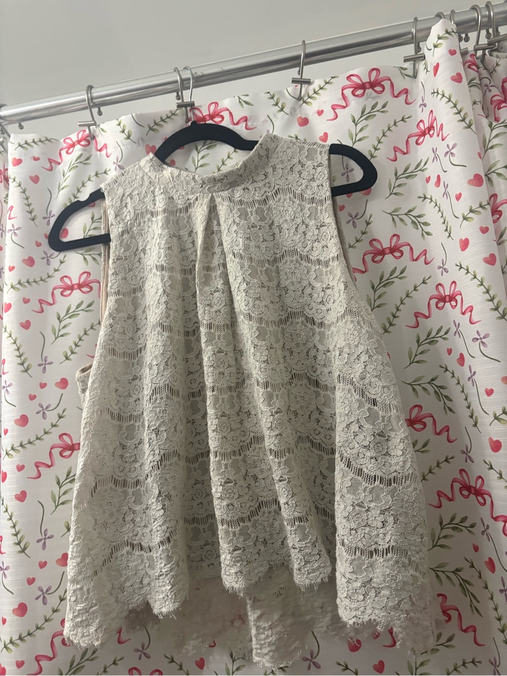 love, Fire Cream Lace Sleeveless Blouse